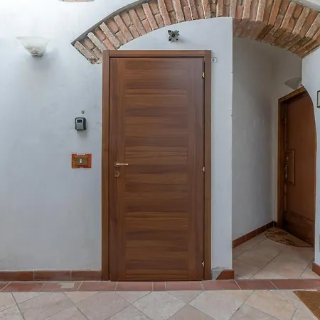 Guesthost - Coperta Retreat! Near Estense Castle Διαμέρισμα *