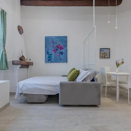 Guesthost - Coperta Retreat! Near Estense Castle アパート フェラーラ