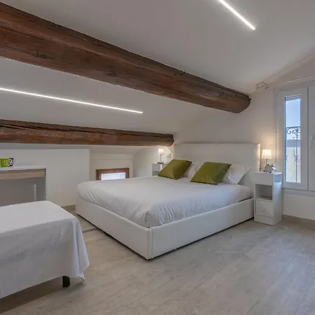 Guesthost - Coperta Retreat! Near Estense Castle アパート *