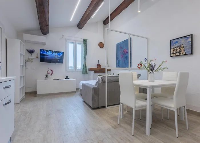 Guesthost - Coperta Retreat! Near Estense Castle * Φεράρα