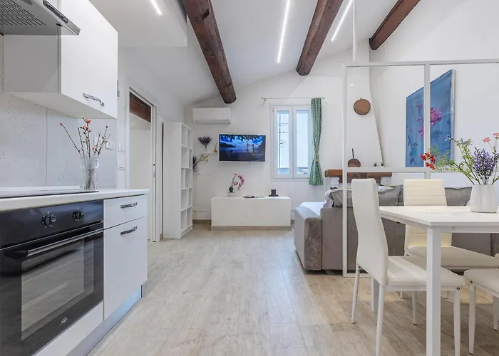 Guesthost - Coperta Retreat! Near Estense Castle Διαμέρισμα Φεράρα